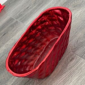 Red gift basket ceramic